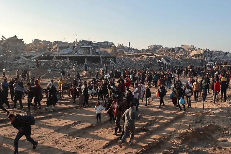 Gaza, 300mila sfollati tornano ma non hanno pi&ugrave; una casa. Continuano le tensioni nella regione