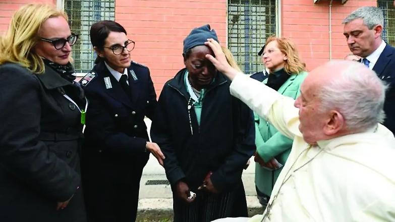 Dalla benedizione del Papa alla morte, il dramma di Patricia in carcere