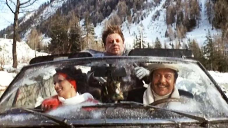La profezia di Fantozzi: la gita in montagna diventa scontro di classe