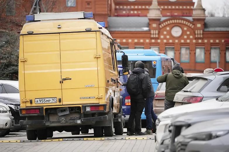 Esplosione a Mosca: ucciso Sarkisyan, fondatore della milizia ArBat
