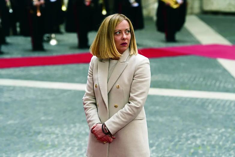 Meloni, pas d&rsquo;ennemis &agrave; gauche: la premier ora si guarda alle spalle