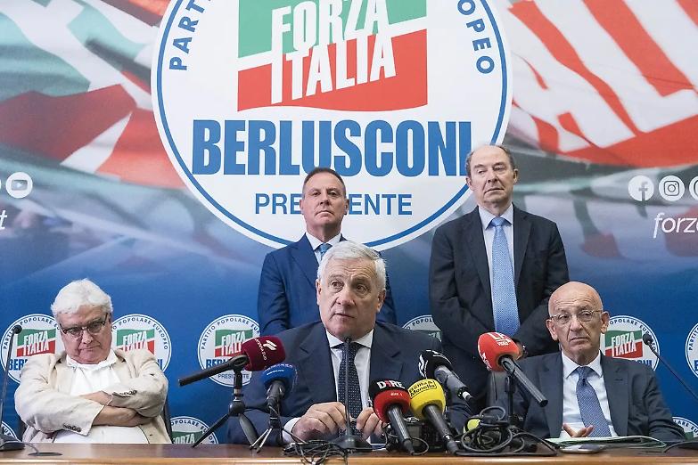 Carriere separate, FI non cede: &laquo;La riforma impone due Csm&raquo;