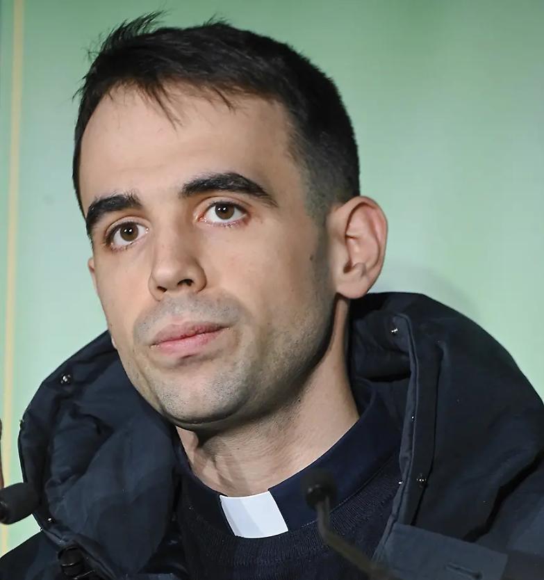 Caso Paragon, tra gli spiati il cappellano dell&rsquo;Ong Mediterranea