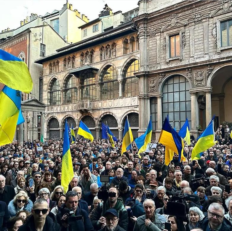 L&rsquo;Italia in piazza per sostenere l&rsquo;Ucraina