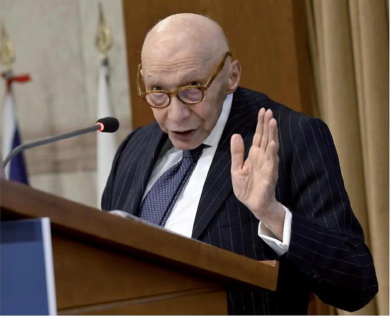 Addio a Guido Alpa, &laquo;un faro per i diritti e per gli avvocati&raquo;