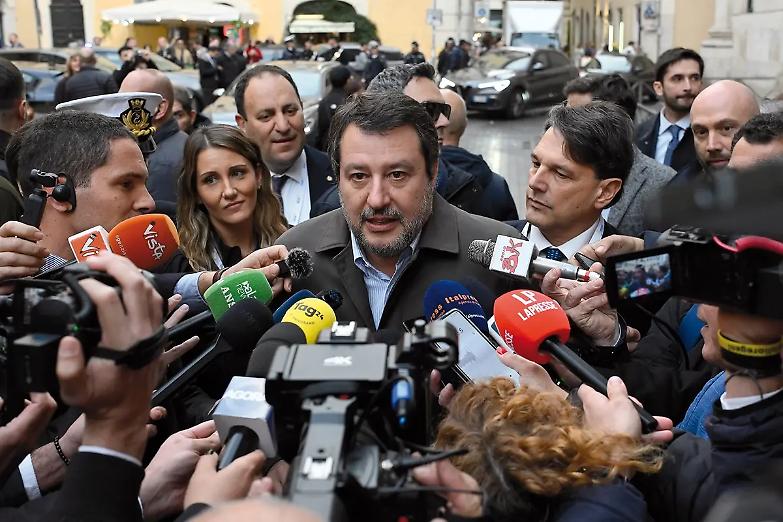 Lega e Fi ai ferri corti: botta e risposta su Musk e l&rsquo;accordo con Starlink