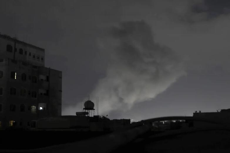 Attacchi Usa contro gli Houthi in Yemen: 31 morti e 101 feriti