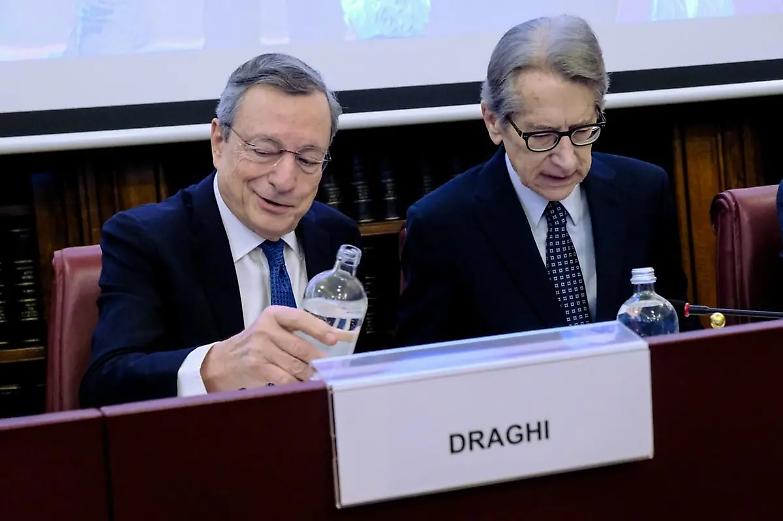 Draghi critica gli Stati Uniti: &laquo;Europa pi&ugrave; sola, serve una difesa comune per la sicurezza e la competitivit&agrave;&raquo;