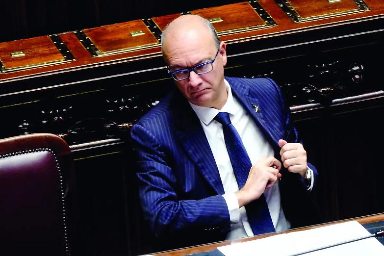 Scuola, Valditara dichiara guerra a schwa e asterischi