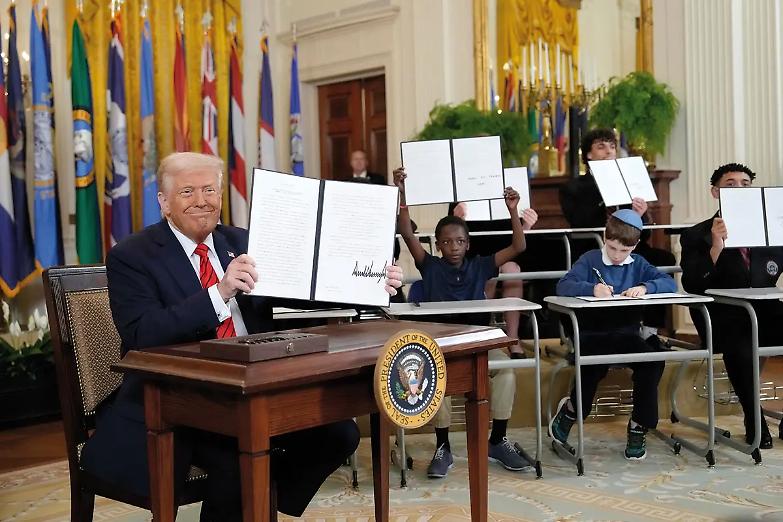 Giudice federale critica la deportazione dei venezuelani sotto l'amministrazione Trump: &laquo;I nazisti ricevettero un trattamento migliore&raquo;