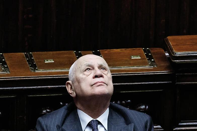 Al via il &ldquo;lungo processo&rdquo; al guardasigilli Nordio. L&rsquo;obiettivo? Indebolirlo in vista del referendum