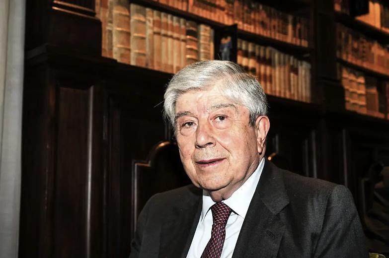 Morto Giacomo Caliendo, ex senatore di Forza Italia. Sisto: &laquo;Icona del garantismo&raquo;