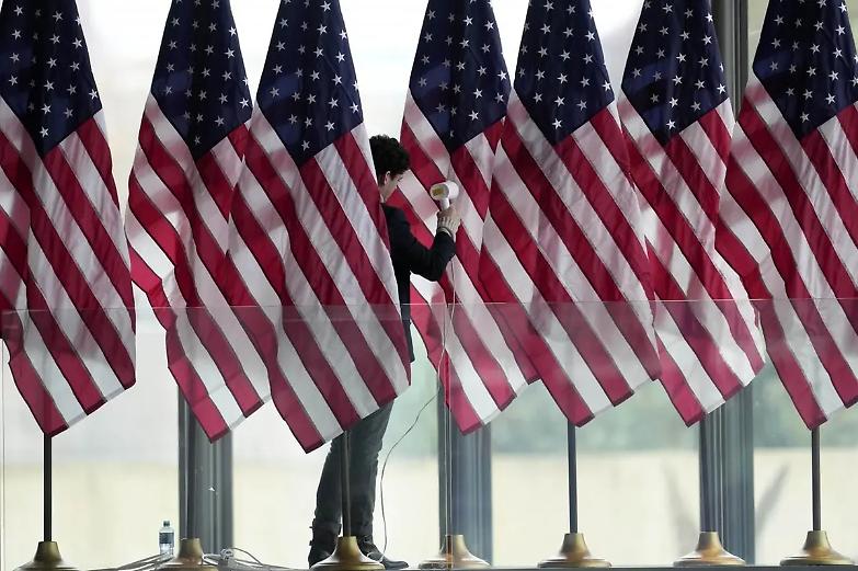 &ldquo;Niente relazioni con i cinesi&rdquo;. L&rsquo;ordine Usa anti-spie