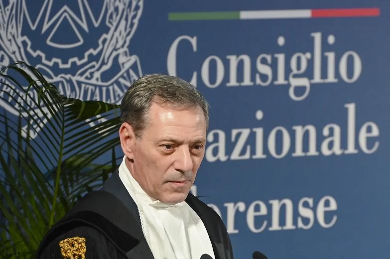 Roma, il presidente del CNF Francesco Greco: &laquo;Il carcere non sia tortura di Stato&raquo;. Un &ldquo;no&rdquo; all&rsquo;IA per la redazione degli atti