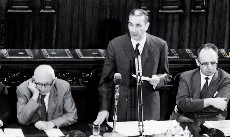 E in Aula Moro disse: &laquo;Noi della Dc non ci lasceremo processare nelle piazze!&raquo;