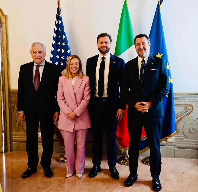 Gita fuori porta. JD Vance a Palazzo Chigi, aspettando i dossier...