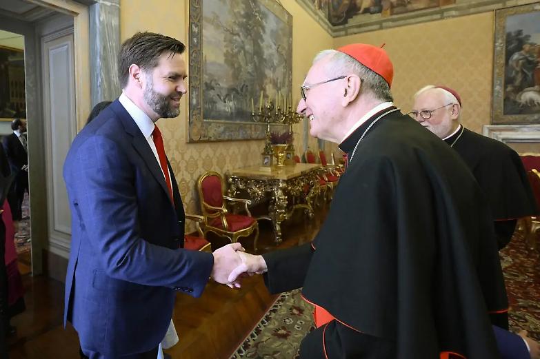 Incontro tra JD Vance e il Cardinale Parolin: focus su migrazione, libert&agrave; religiosa e collaborazione internazionale