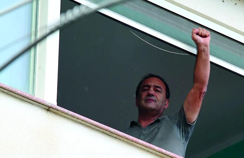 Quel messaggio di Bergoglio a Lucano: &laquo;Grazie per ci&ograve; che fai&raquo;