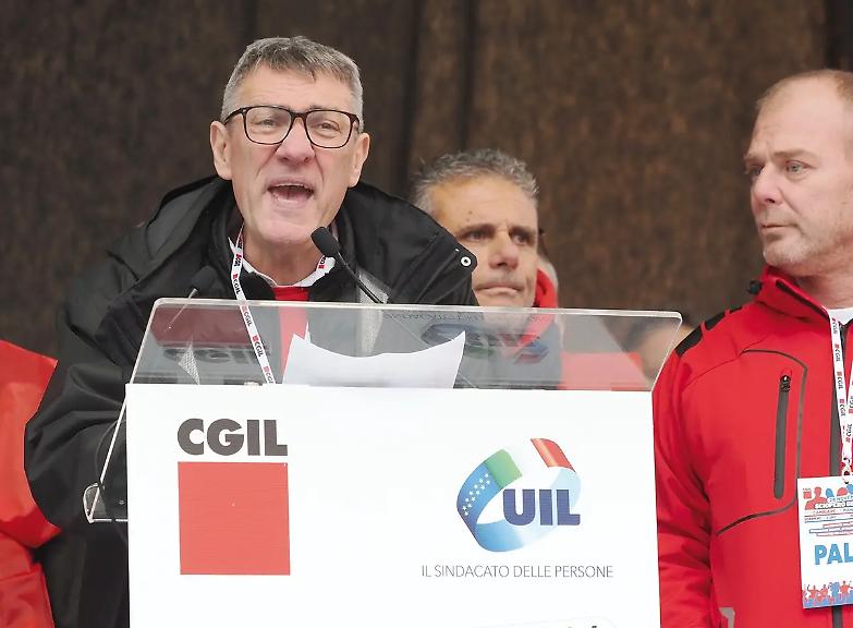 Landini fa esplodere lo scontro sul 25 aprile: &laquo;In Italia libert&agrave; a rischio&raquo;. Il centrodestra insorge