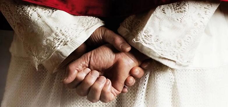 &laquo;Habemus cinema&raquo;. Distopie, intrighi e tormenti: il racconto infinito del Papa