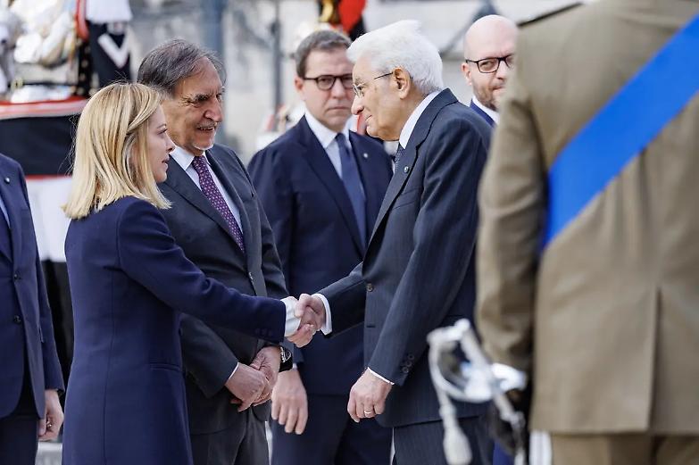 25 aprile, l&rsquo;Italia celebra gli 80 anni dalla Liberazione. La premier Meloni: &laquo;Riaffermiamo i valori democratici contro il regime fascista&raquo;