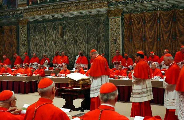 Conclave il 7 maggio: i cardinali si preparano alla scelta del successore di Papa Francesco