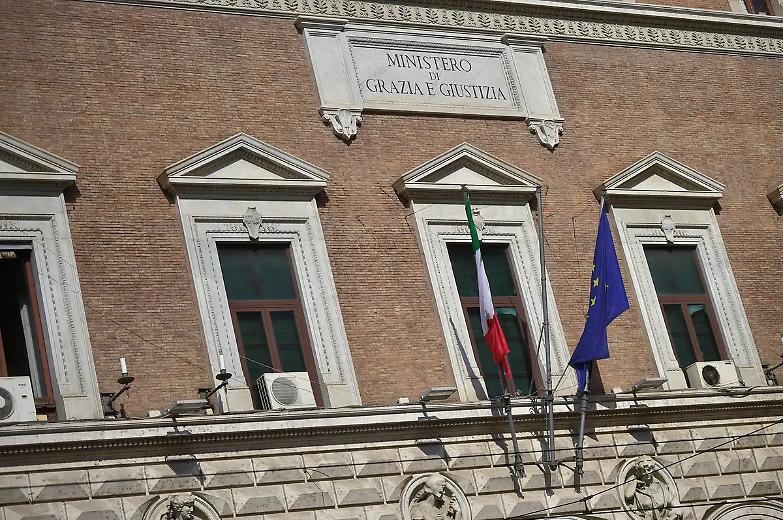 Giustizia, riduzione delle pendenze civili e penali nel quarto trimestre 2024