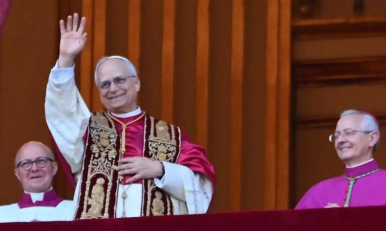 Una prudenza papale: su migranti e accoglienza il centrodestra confida nei toni diplomatici del nuovo Pontefice