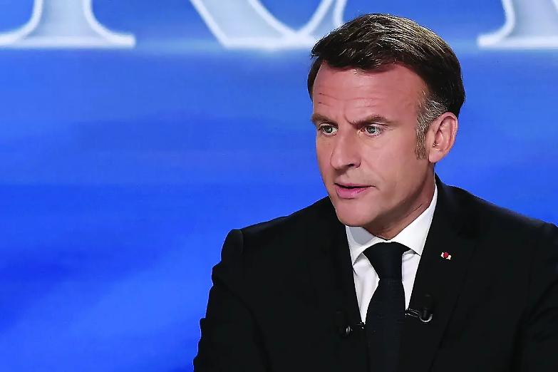 Idea Macron: &laquo;Un referendum sul fine vita...&raquo;
