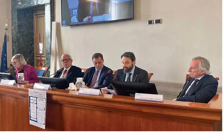 &laquo;Ora evitiamo che l&rsquo;Ia si trasformi nell&rsquo;agente opaco delle democrazie&raquo;