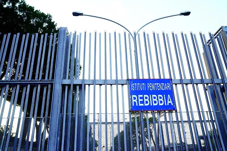 Un giovane detenuto: &laquo;Ho un tumore, sono a Rebibbia ma nessuno mi cura&raquo;