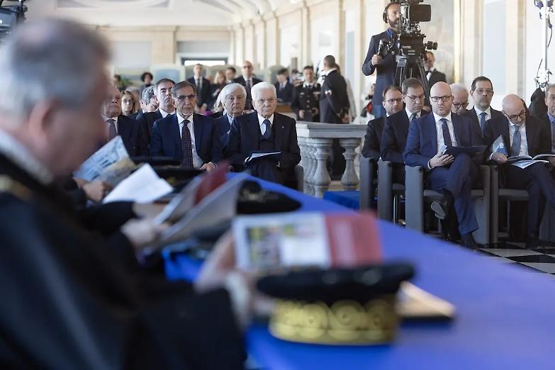 S&igrave; alle carriere separate e fiducia (solo) nel Quirinale: lo dice l&rsquo;Eurispes