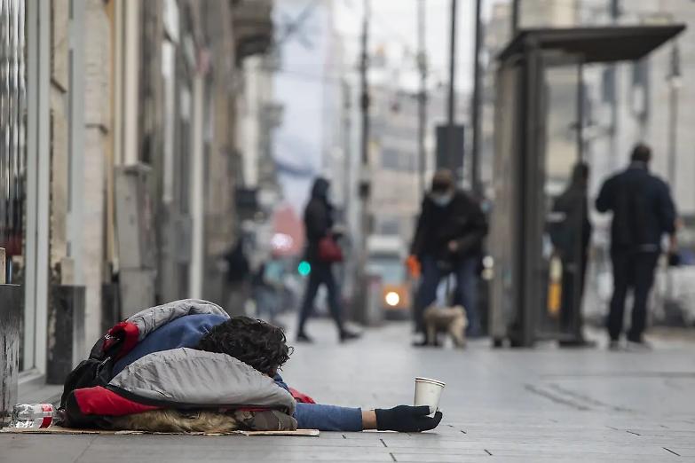 Povert&agrave;, crisi globali, e criminalit&agrave;: le paure degli italiani raccontate dall&rsquo;Eurispes