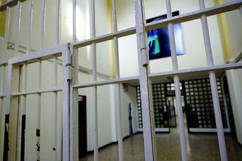 Tragedia al carcere Pagliarelli di Palermo: detenuto si toglie la vita, a un anno dalla fine della pena