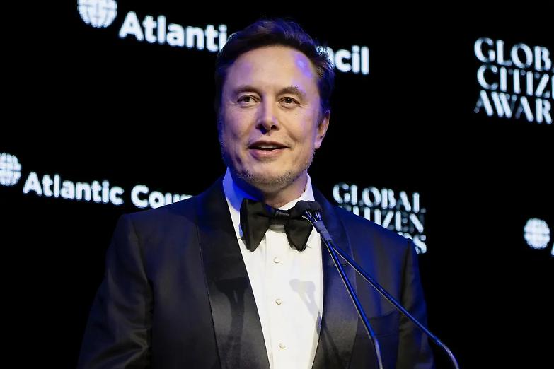 xAI, altro addio tra i fondatori: tensioni interne mentre Musk fonde con SpaceX