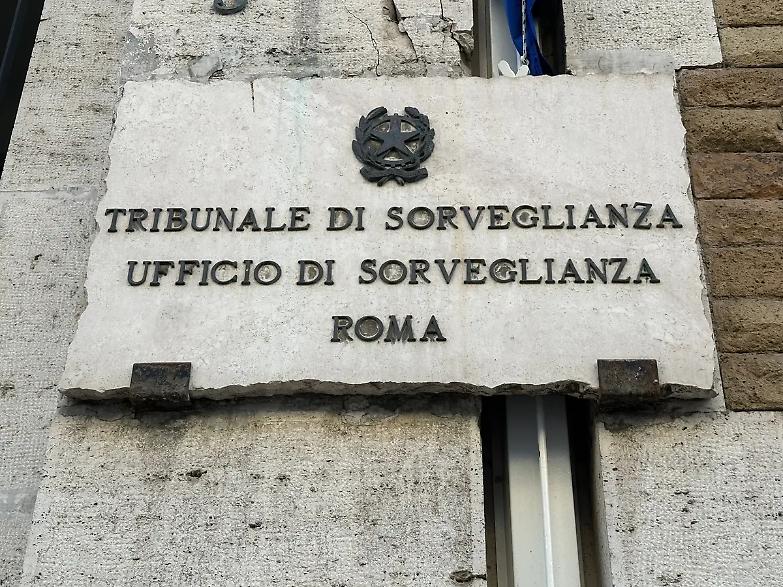 Tribunale di sorveglianza di Roma al collasso: mancano 22 unit&agrave;, detenuti bloccati in carcere