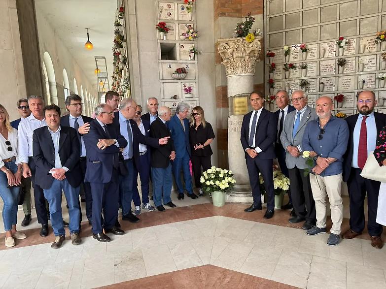 Tortora, la Fondazione Einaudi lo ricorda a Milano con la figlia Gaia e tanti cittadini