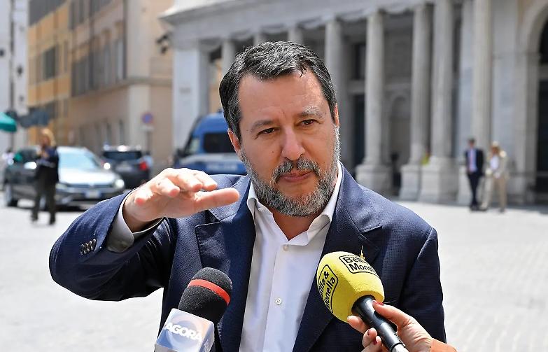 Open Arms, i giudici: &laquo;Salvini non era obbligato a fornire il porto sicuro&raquo;