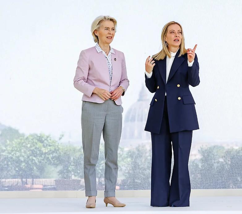 Von der Leyen attacca: &laquo;Contro di me i burattini di Putin...&raquo;