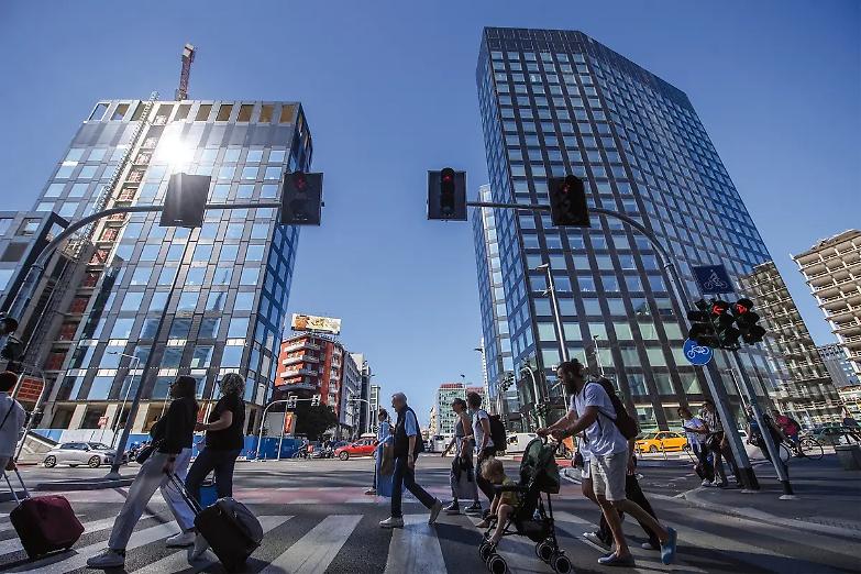 Una citt&agrave; per soli ricchi: ecco la vera crisi del &ldquo;modello Milano&rdquo;