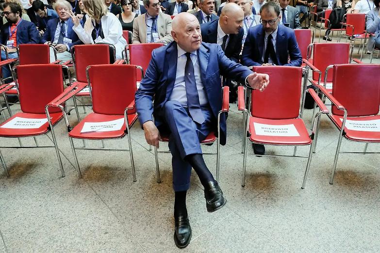 Laici e togati in guerra al Csm, Nordio sotto accusa