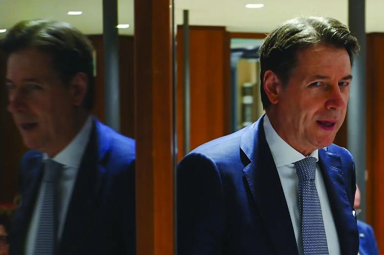 Conte assolve Ricci e rinnega il grillismo: &laquo;Un avviso di garanzia non &egrave; una condanna&raquo;