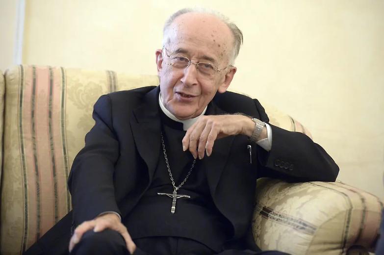 Ruini che &ldquo;benedice&rdquo; Meloni e rimpiange il Cavaliere &egrave; rimasto indigesto alla famiglia Berlusconi...