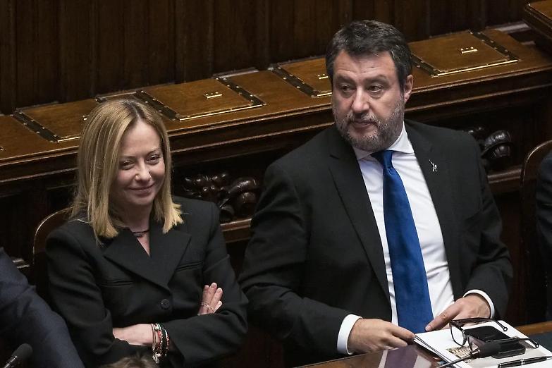 Regionali, Almasri e Salvini che scalpita: la rentr&eacute;e di Meloni &egrave; un campo minato...