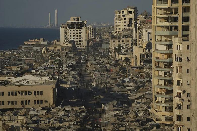 Semplificare la tragedia serve soltanto alle nostre cattive coscienze