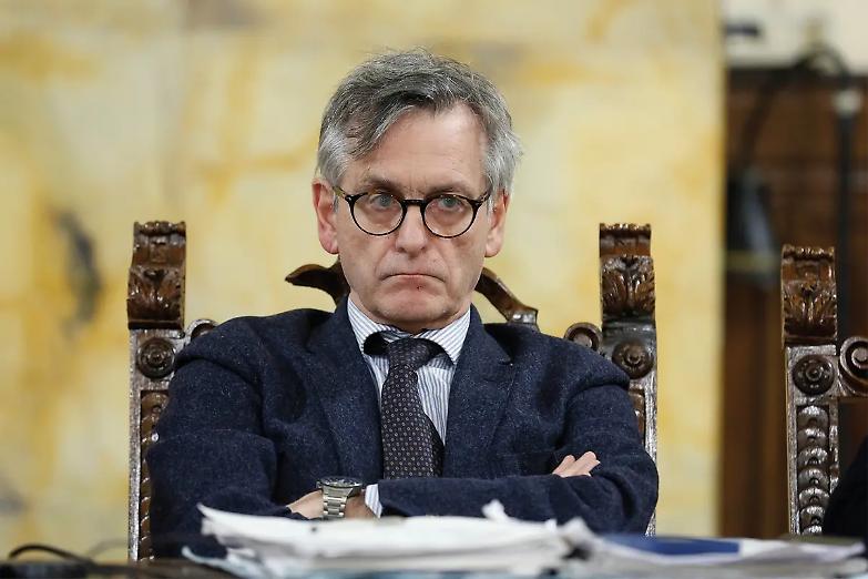 &laquo;Le carriere separate non devono diventare un referendum su Meloni&raquo;