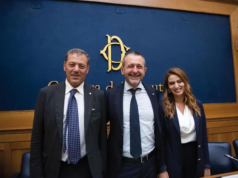 &laquo;Fieri di approvare la Magna Charta dell&rsquo;avvocatura&raquo;