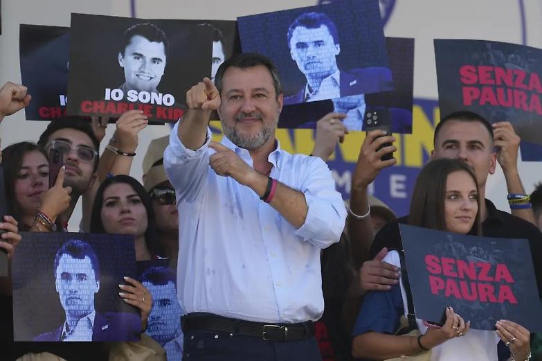 Capitano Kirk: Salvini trasforma Pontida nel pratone dei MAGA