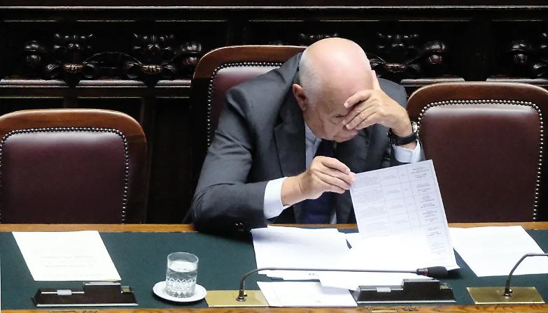 E il relatore dem disse: &laquo;Il governo sia processato per il caso Almasri&raquo;