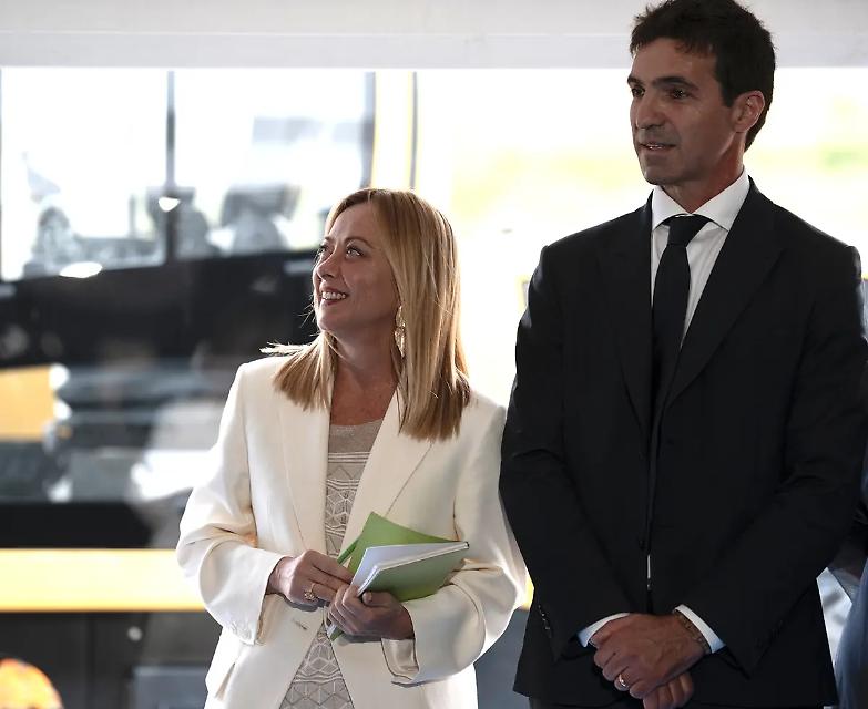 Nelle Marche vince la destra: &egrave; Acquaroli bis. Ricci: &laquo;Battaglia controvento&raquo;